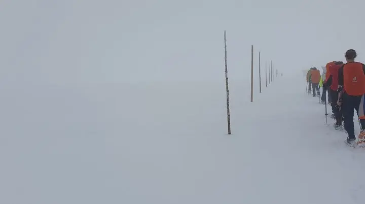 Schneeschuhwandern in Weiß | © DAV Karlsruhe / Maurus Bauer