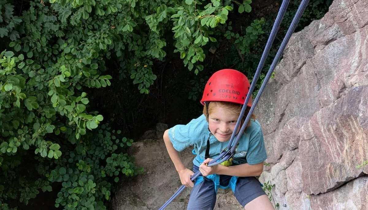 Kind seilt sich ab | © DAV Karlsruhe