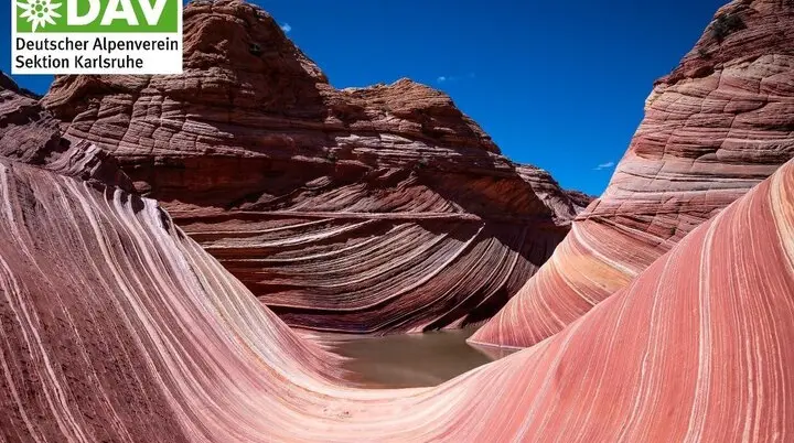 Plakat Einladung Diashow Wilderness of Rock - Freitag, 4. April 2025, 19 Uhr. DAV Karlsruhe, Blauer Raum 2. OG | © DAV Karlsruhe / Günther Tomek