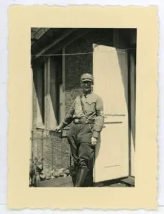 Franz Grassler, stellvertretender Kommandant des Warschauer Ghettos, in NSDAP-Uniform. | © DAV / Archiv